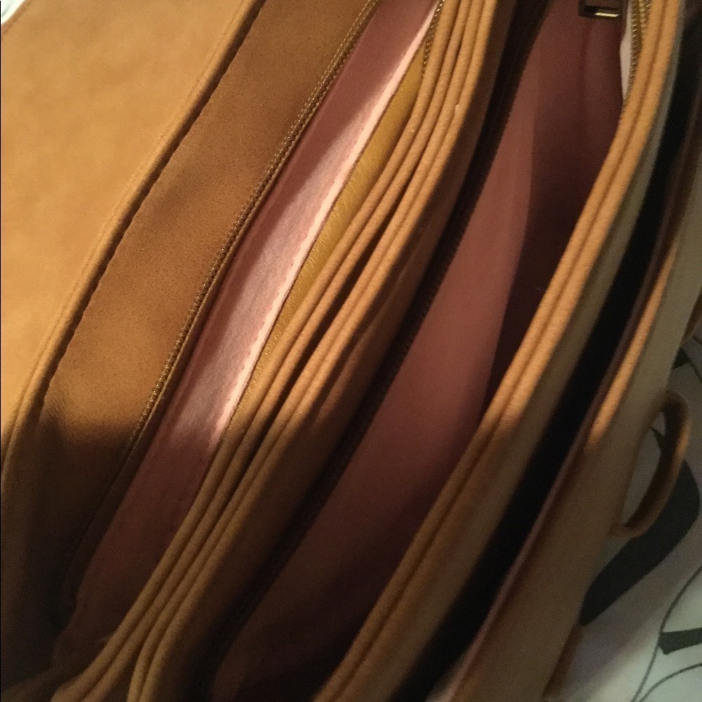 FFC New York Crossbody Bag - Picture 6 of 14